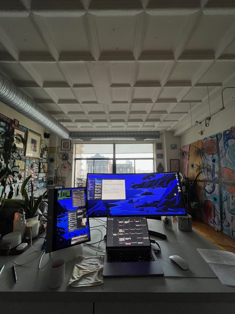 Open plan living and work space with skyline windows